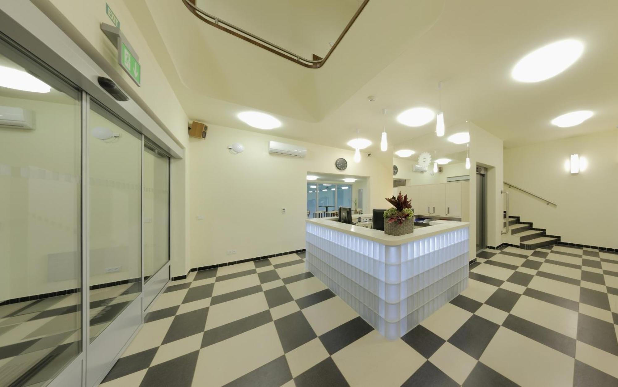 Esmarin Wellness Hotel Mníšek pod Brdy Екстериор снимка
